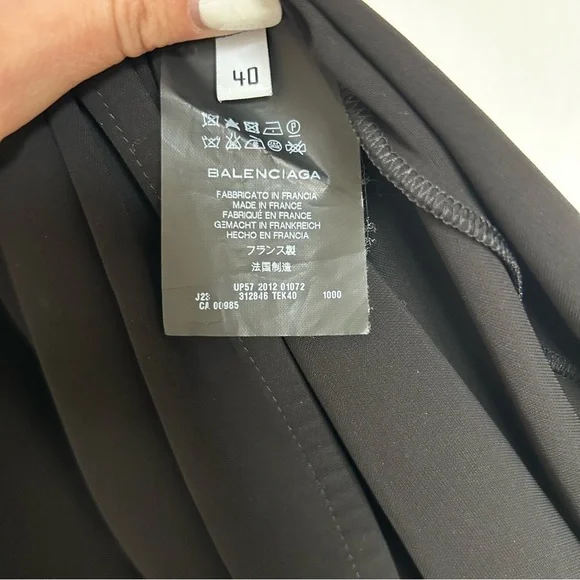 Balenciaga 2012 Pleated, High Waisted, Midi, Elegant Black Women's Skirt - Picture 4 of 15